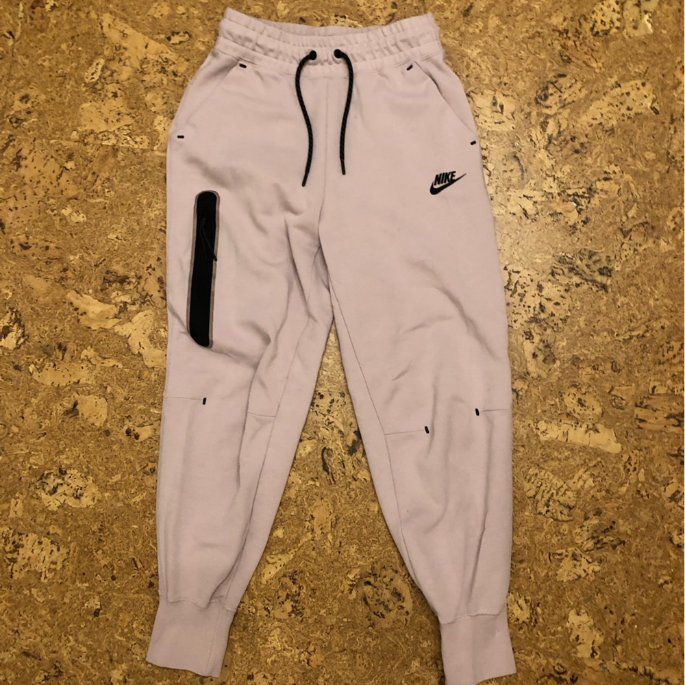 Nike tech joggers